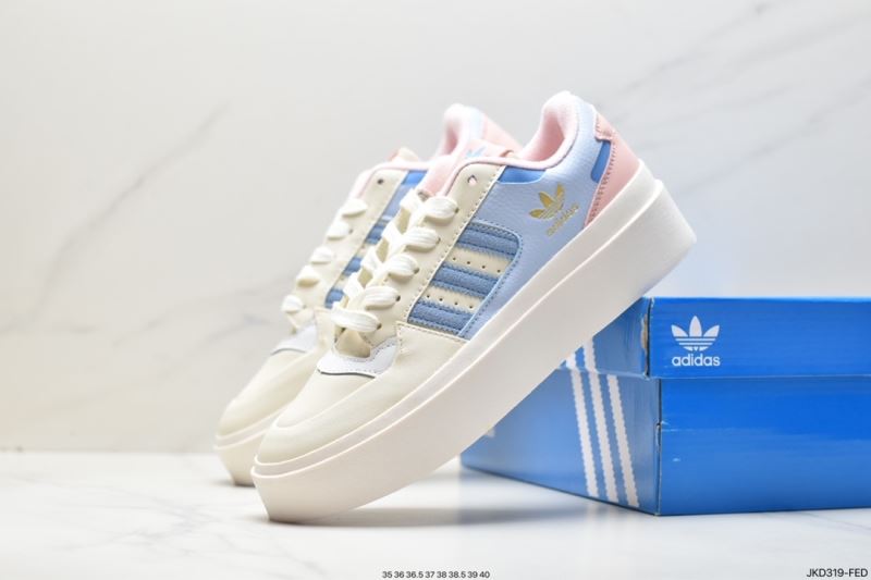 Adidas Sneakers